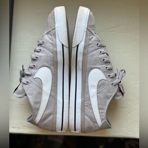 Nike Canvas court legacy men’s sneakers size 9 grey
